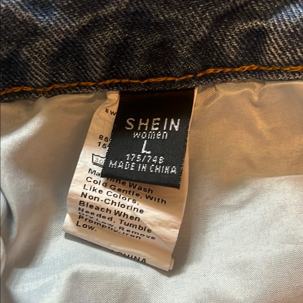 SHEIN Light Blue Ripped Denim Mini Skirt - Picture 3 of 3